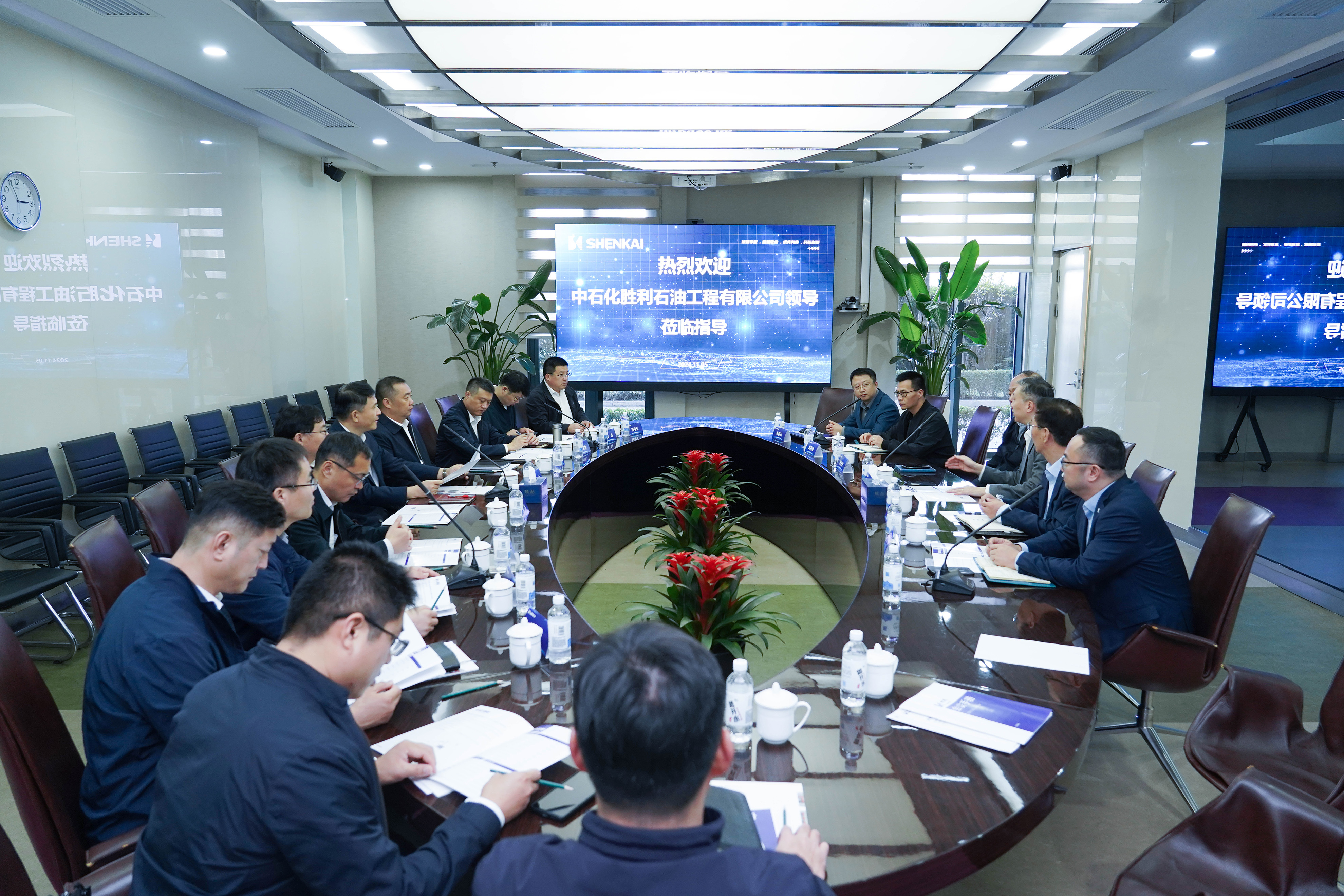 中石化成功石油工程有限公司辅导光临CQ9参观互换(图1)